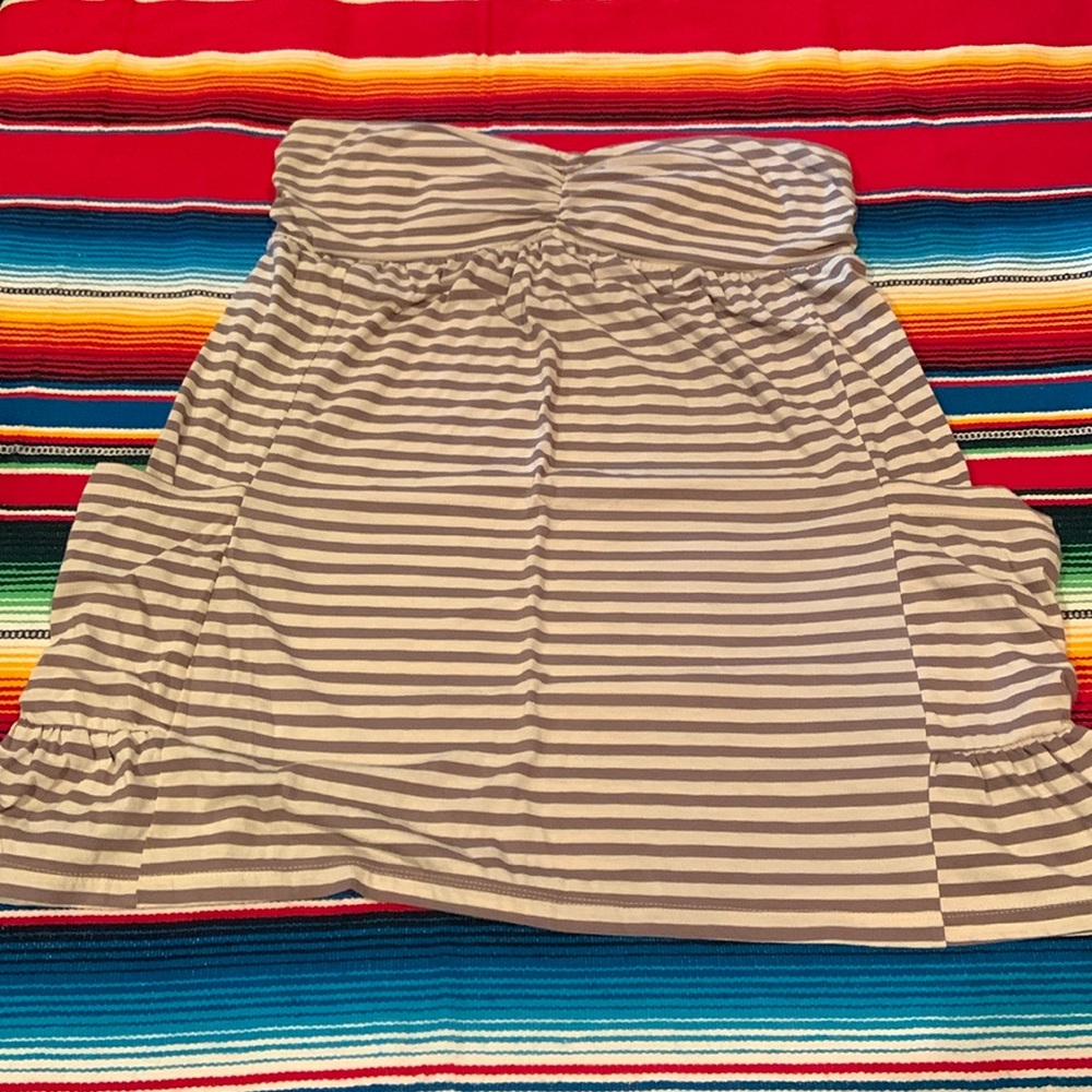 Full tilt strapless top